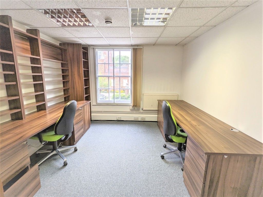 Property photo 2 of 5 Photo 5