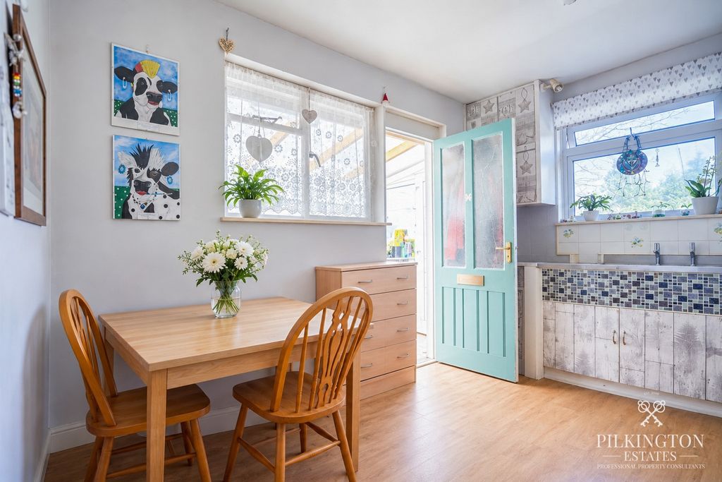 Property photo 3 of 10 4761282