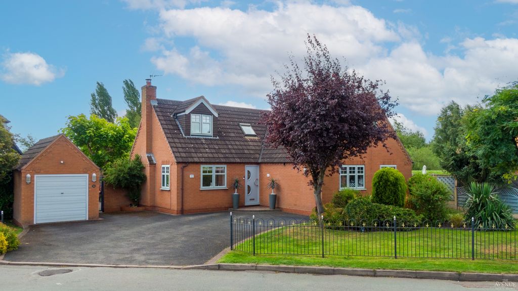 Property photo 1 of 34 4275611
