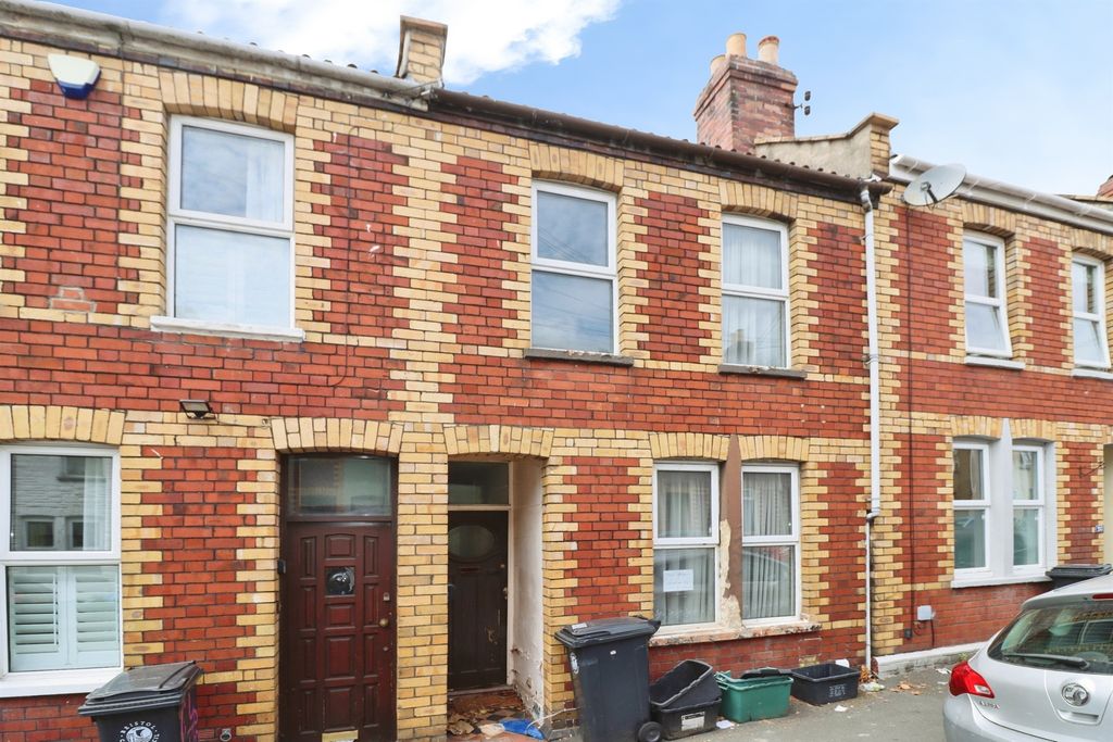 Property photo 1 of 10