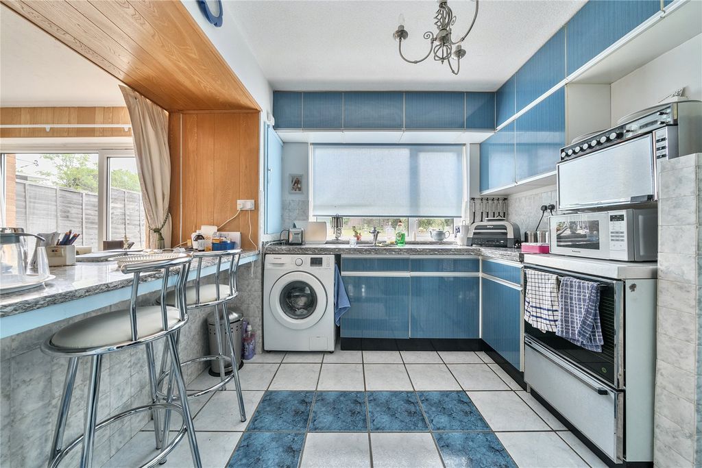 Property photo 3 of 19 Picture No. 11