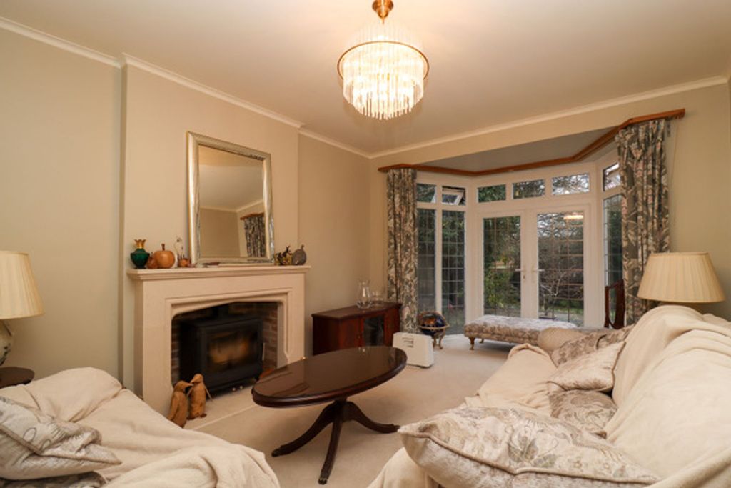 Property photo 2 of 23