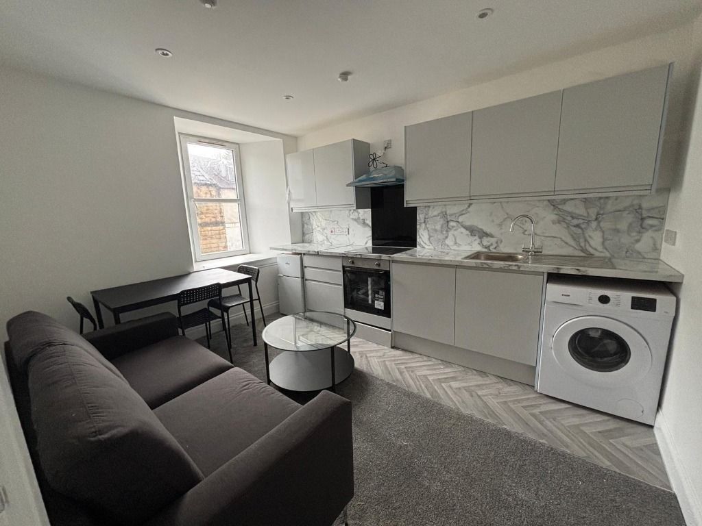 Property photo 2 of 7 Photo 2