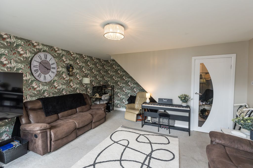 Property photo 1 of 15 Img_9649