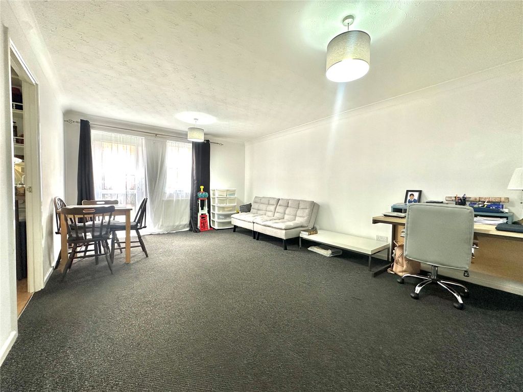 Property photo 2 of 10 Picture No. 09