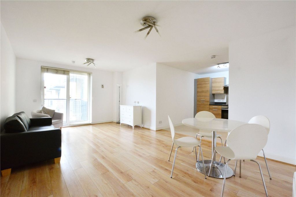 Property photo 1 of 16 Picture No. 02