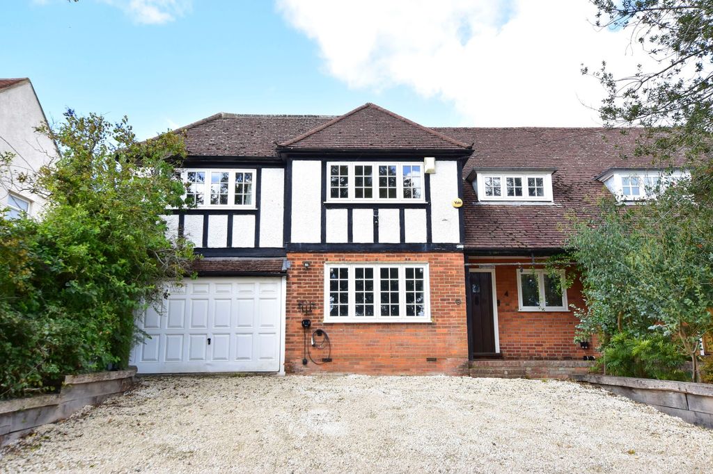 Property photo 1 of 45