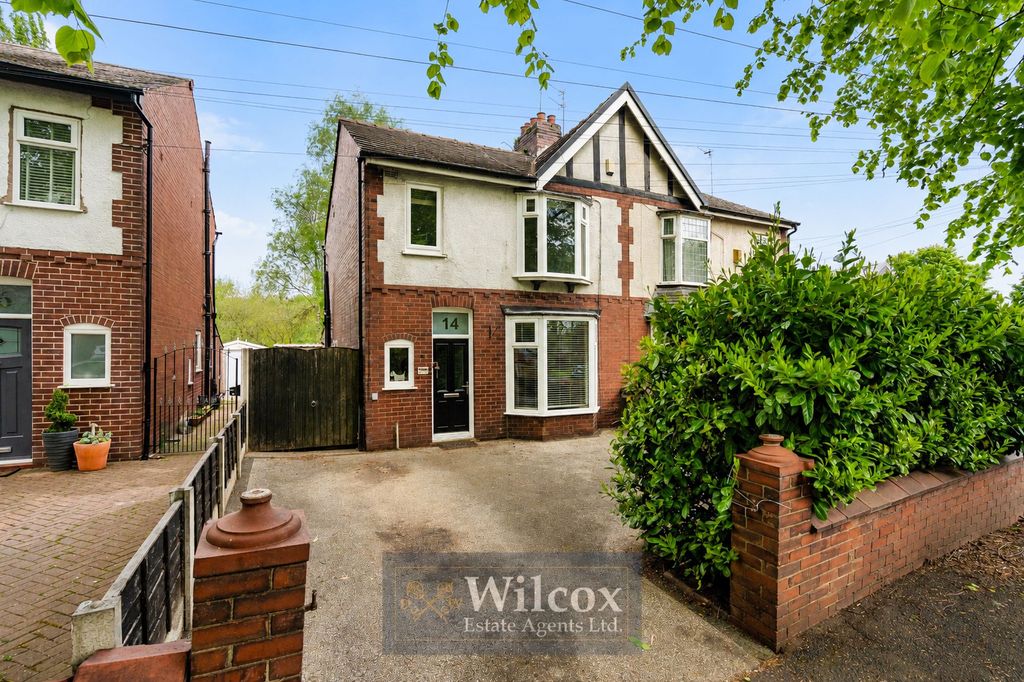 Property photo 1 of 31