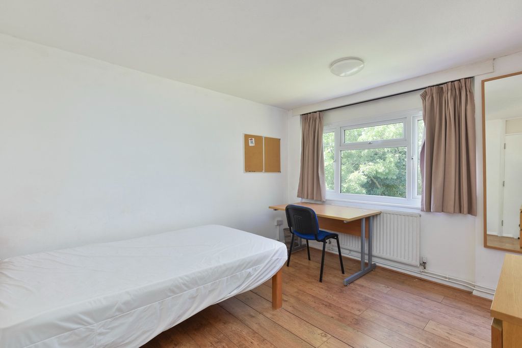 Property photo 3 of 15 5041416