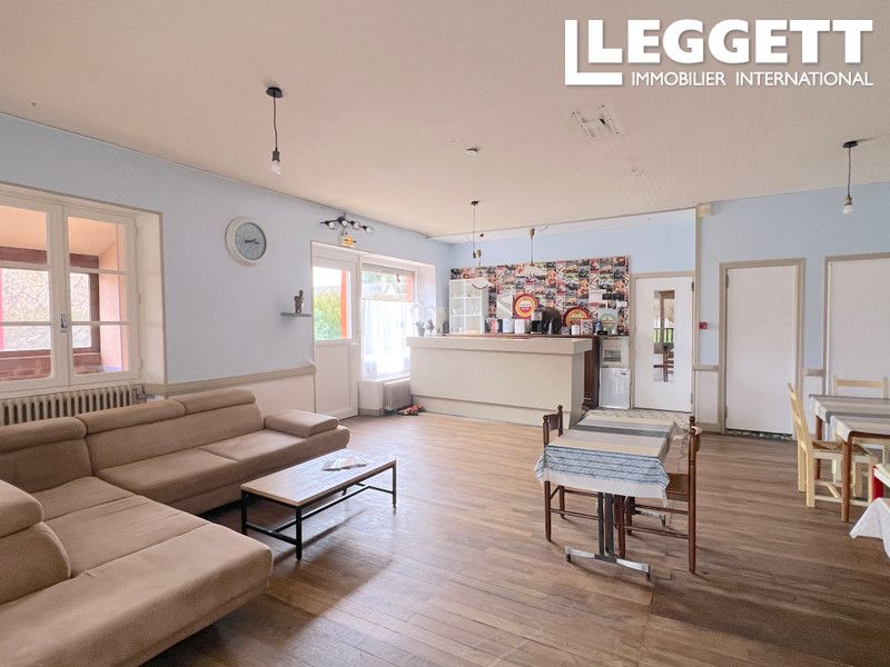 Property photo 2 of 10