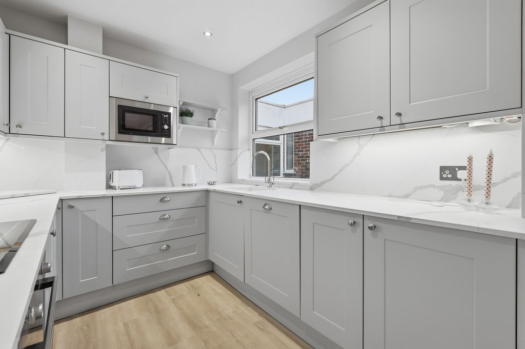 Property photo 3 of 13 Picture No. 13