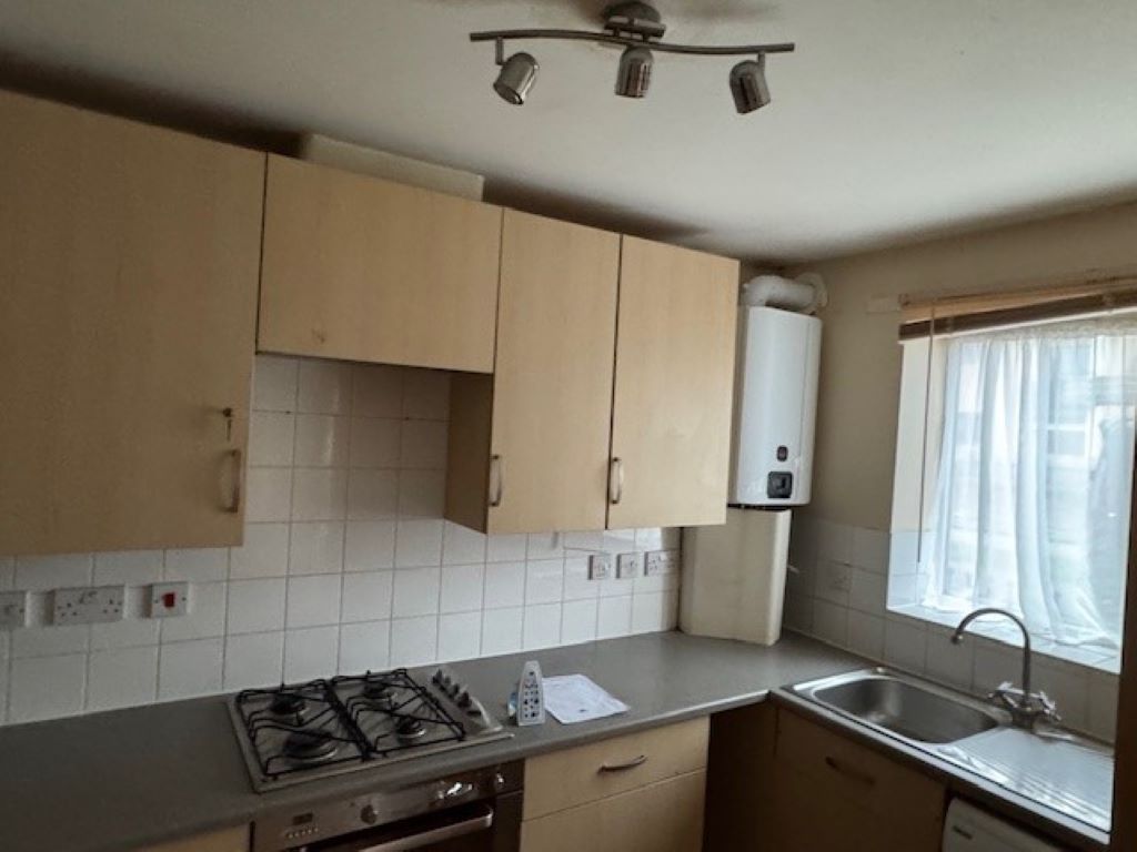 Property photo 2 of 13