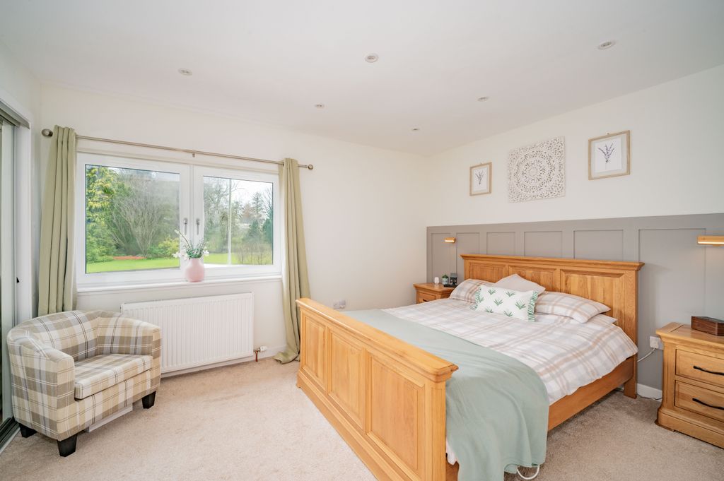 Property photo 2 of 65