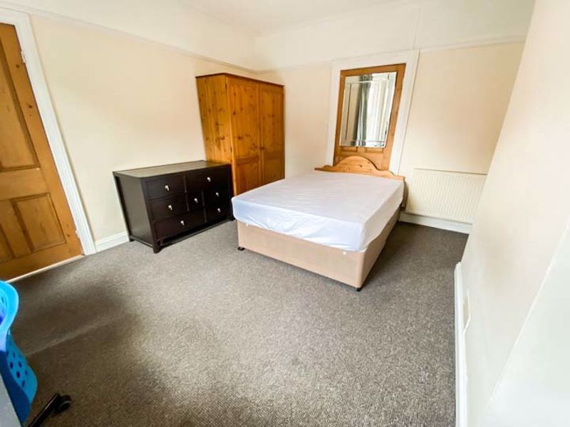 Additional image 18 of 6 bed detached house to rentWaterloo Road, Winton BH9