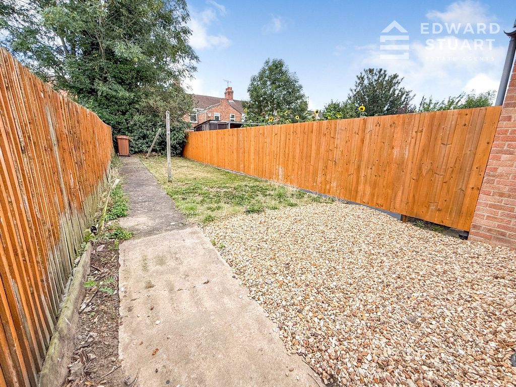 Property photo 2 of 8 Picture No. 01