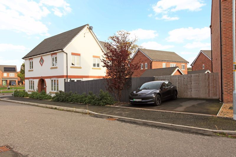 Property photo 3 of 25 Photo 4