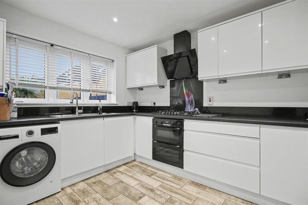 Property photo 2 of 25 Img_3442.Jpg