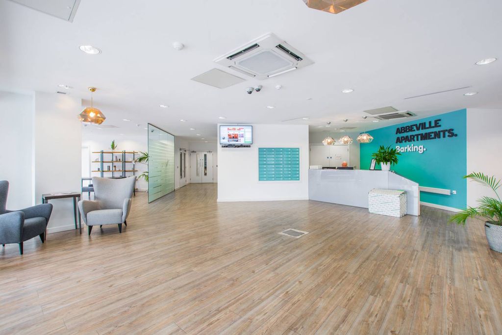 Property photo 3 of 5