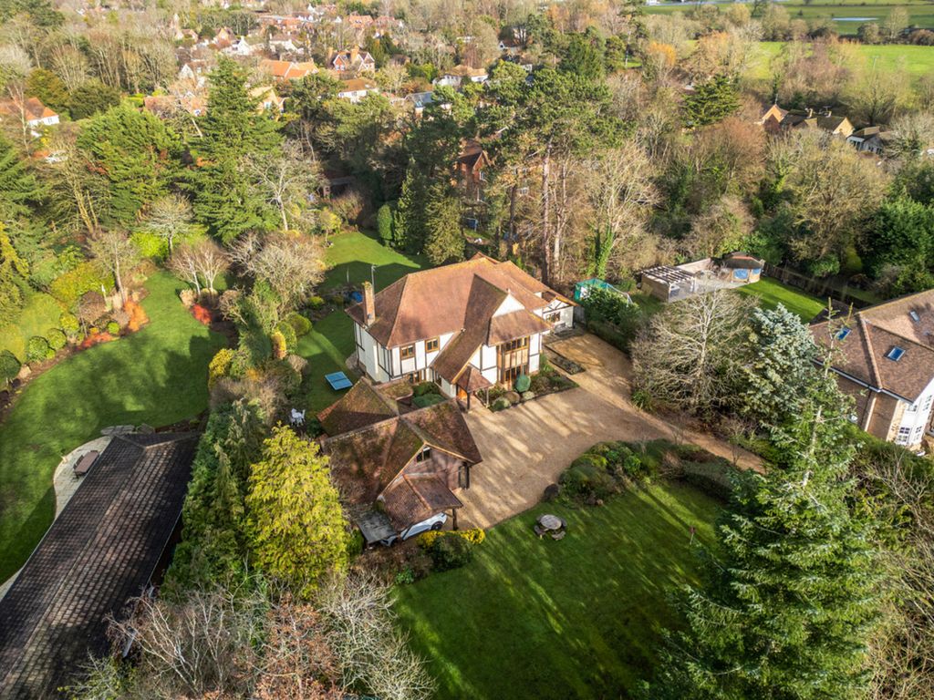 Property photo 2 of 23