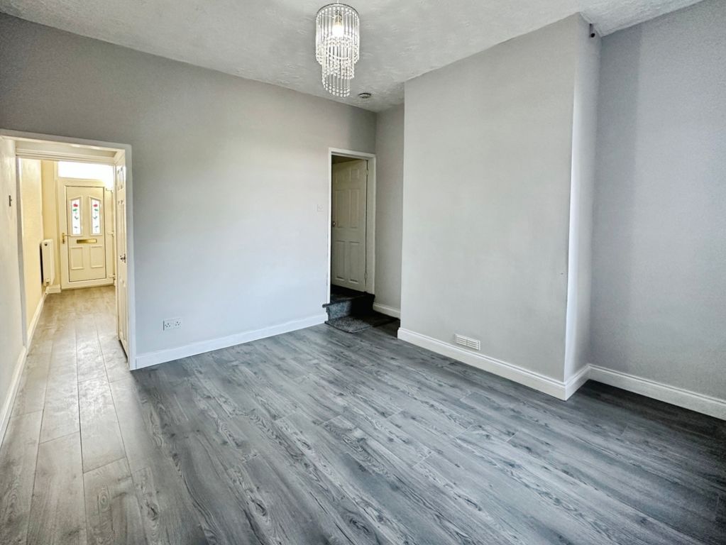 Property photo 3 of 18 Rear Reception Room