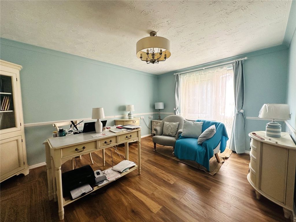 Property photo 2 of 10 Picture No. 04