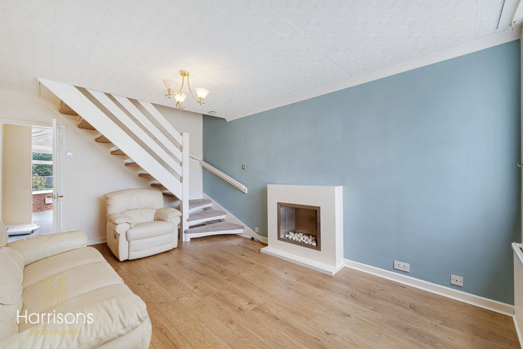 Property photo 2 of 24 5175843