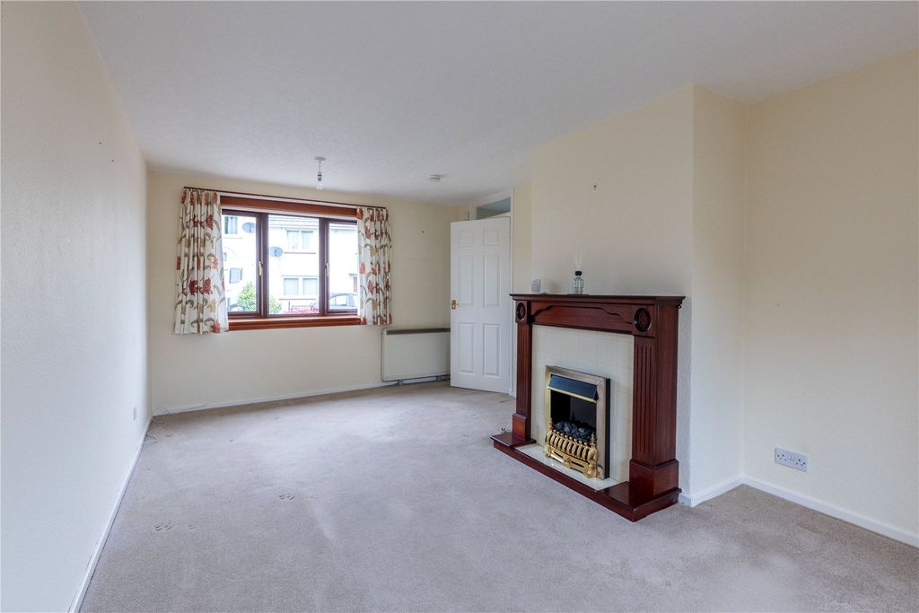 Property photo 2 of 20 Picture No. 02
