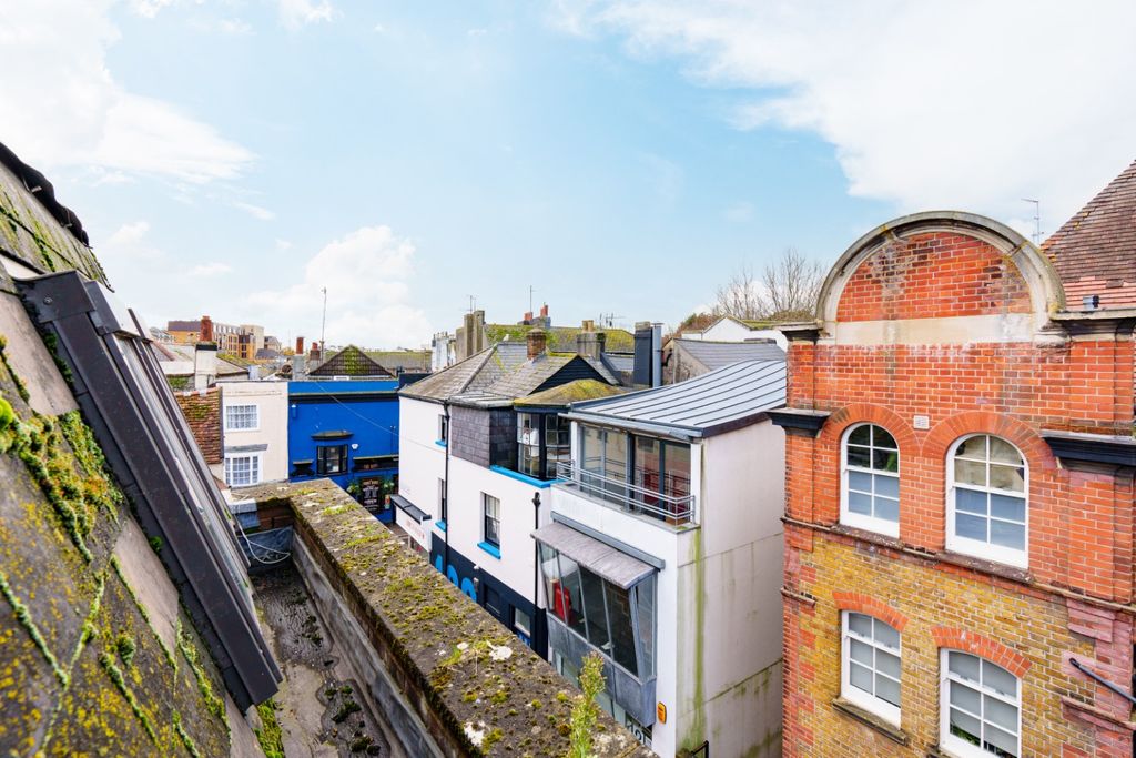 Property photo 3 of 9 3783536
