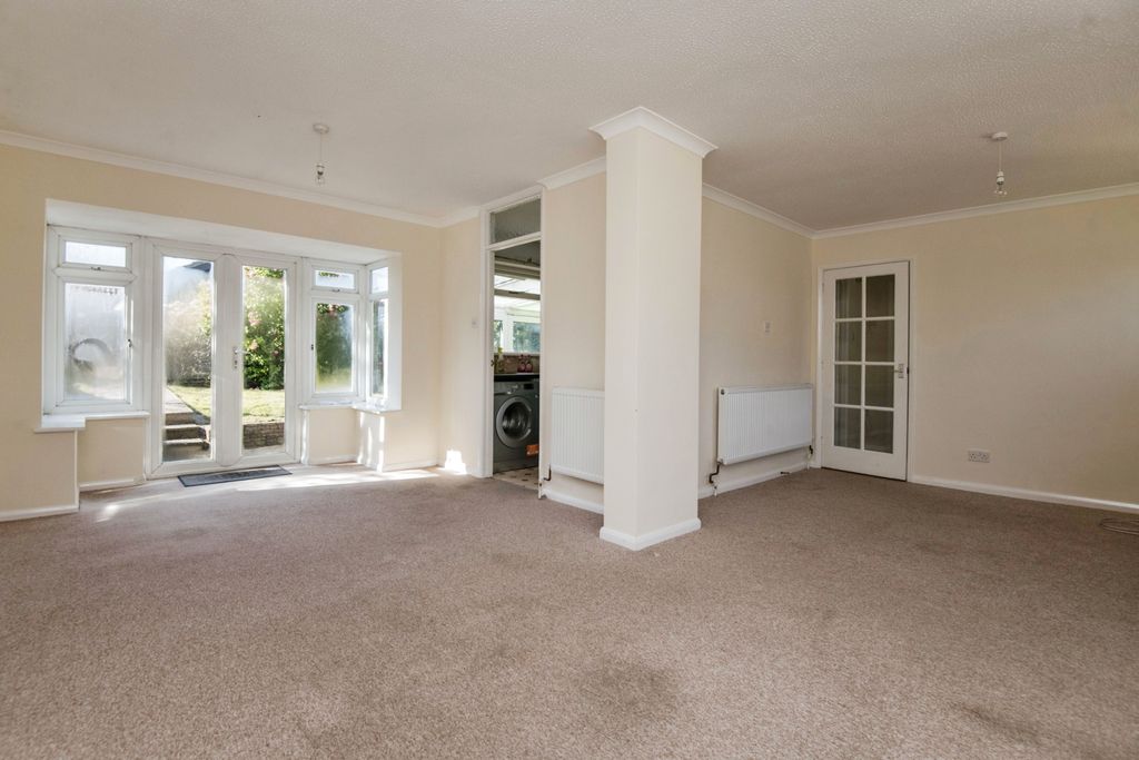 Property photo 2 of 17 Photography