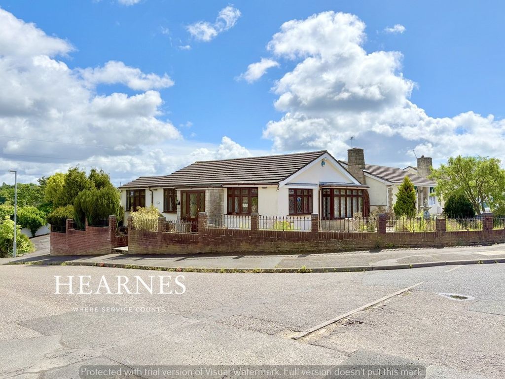 Property photo 1 of 31