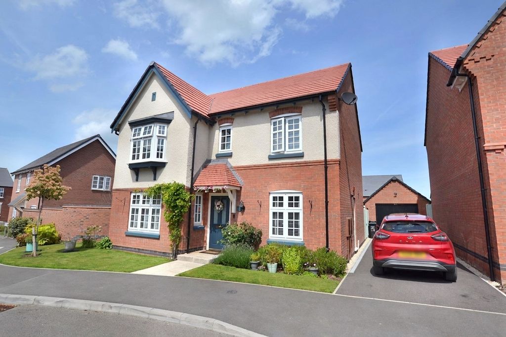 Property photo 1 of 31