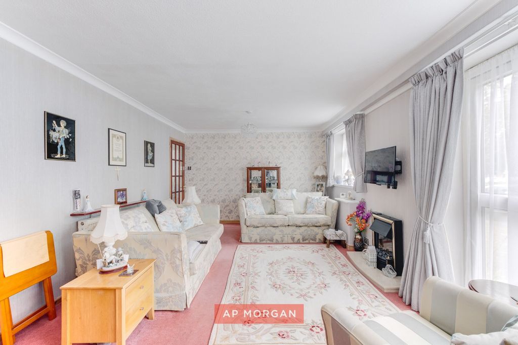 Property photo 2 of 14 Picture No. 04