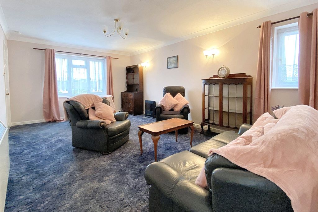 Property photo 3 of 13 Picture No. 04