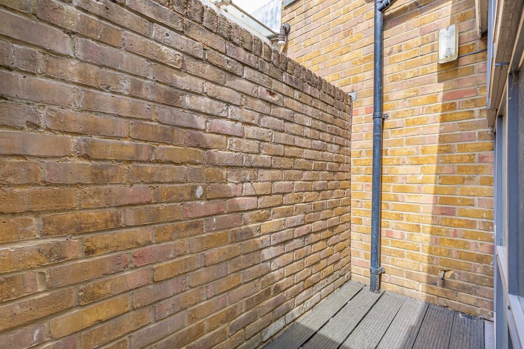 Property photo 3 of 12 Picture No. 11