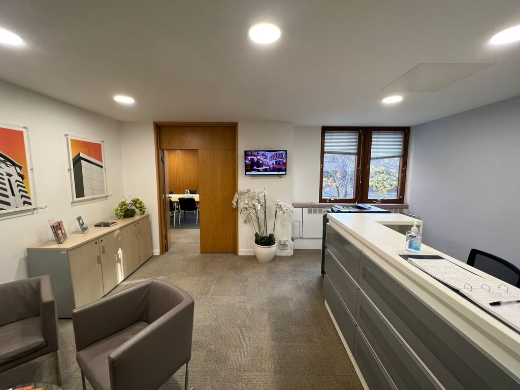 Property photo 3 of 12 Gallery