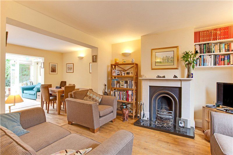 Property photo 3 of 10 Living/Dining Area