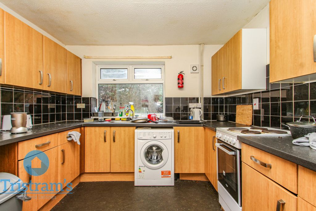 Property photo 2 of 15 Img_4766