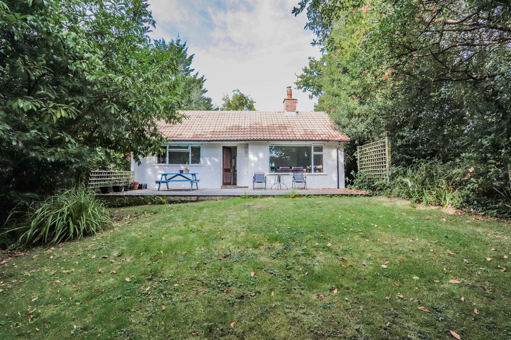 Property photo 1 of 9
