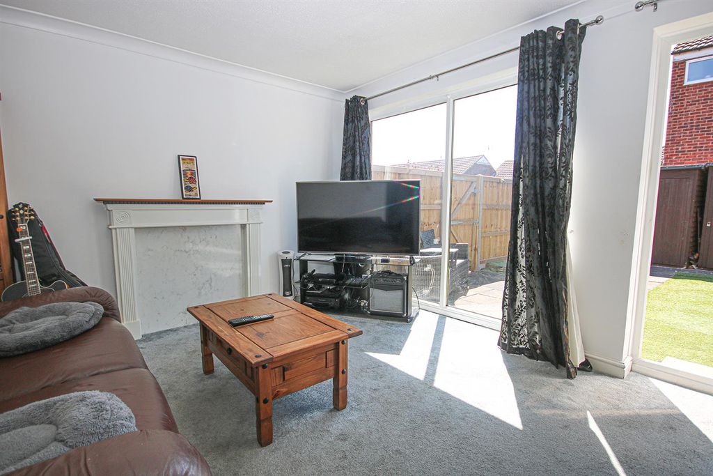 Property photo 3 of 12 Lr 4.Jpg