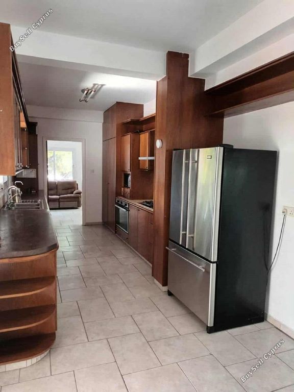 Property photo 3 of 28