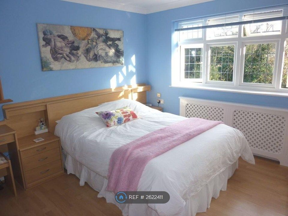 Property photo 3 of 5