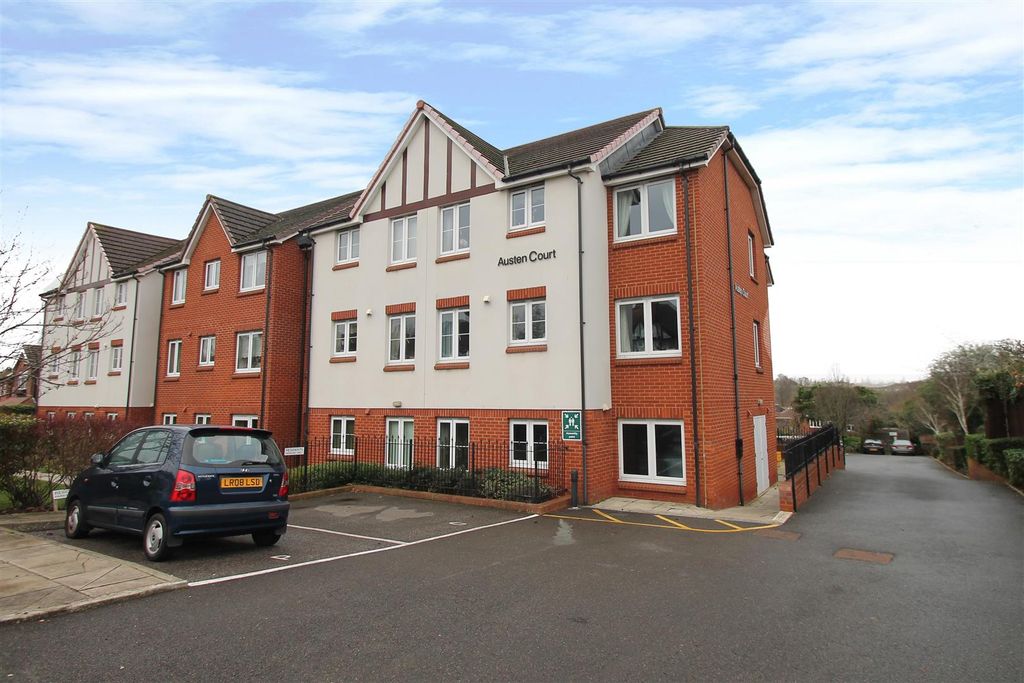 Property photo 1 of 12 Front Aspect.Jpg