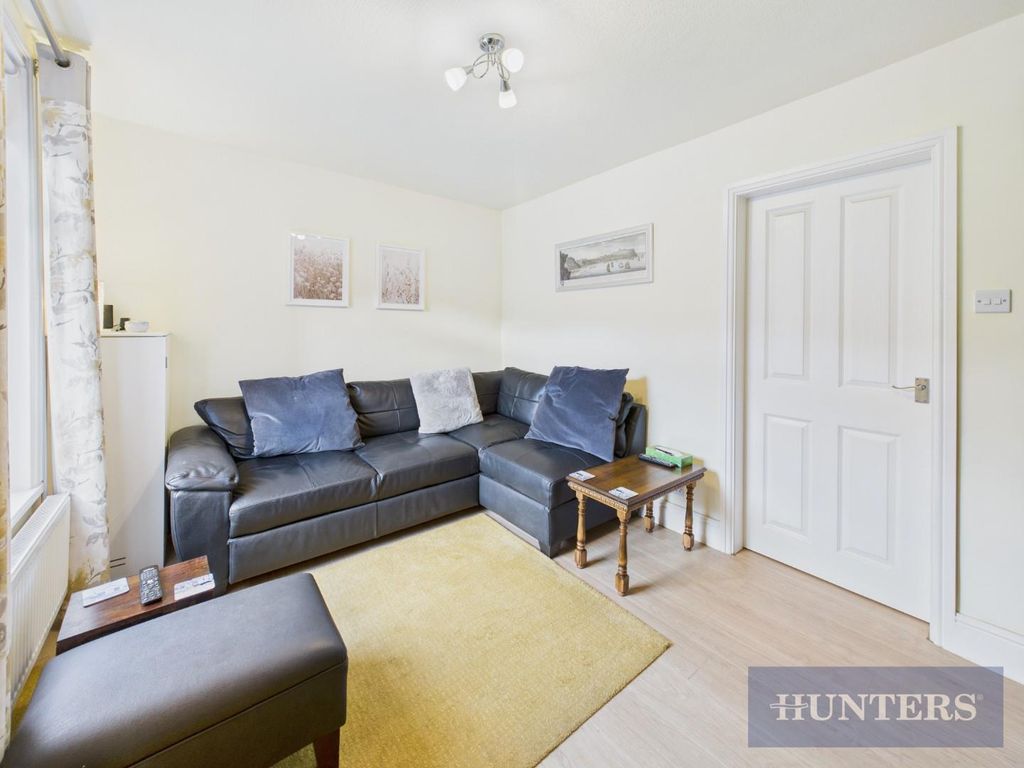 Property photo 2 of 12 Cam05316G0-Pr0284-Still001.Jpg