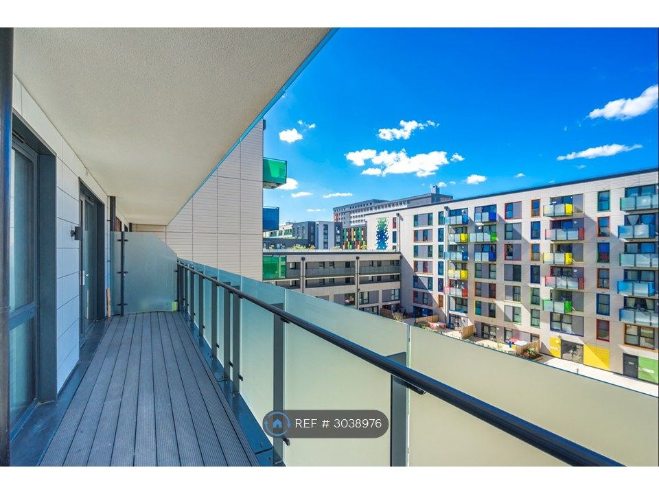 Property photo 3 of 10 Balcony
