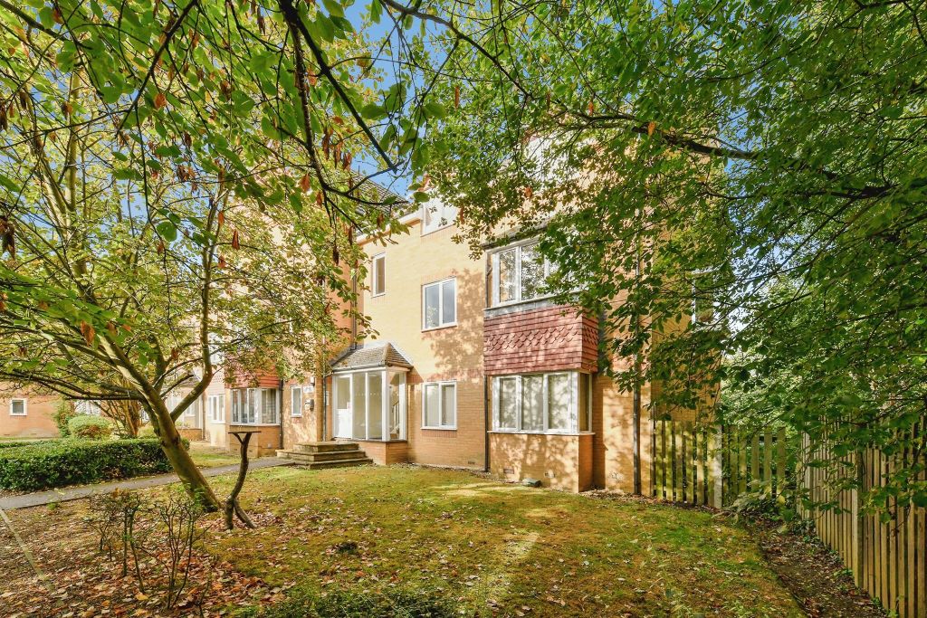 Property photo 1 of 12