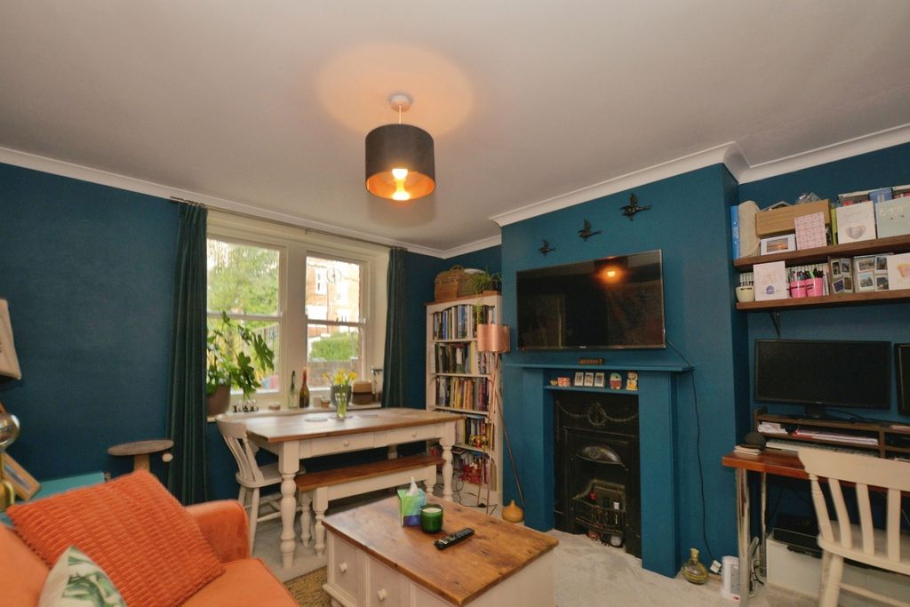 Property photo 2 of 16 Pbox-Img.Jpg