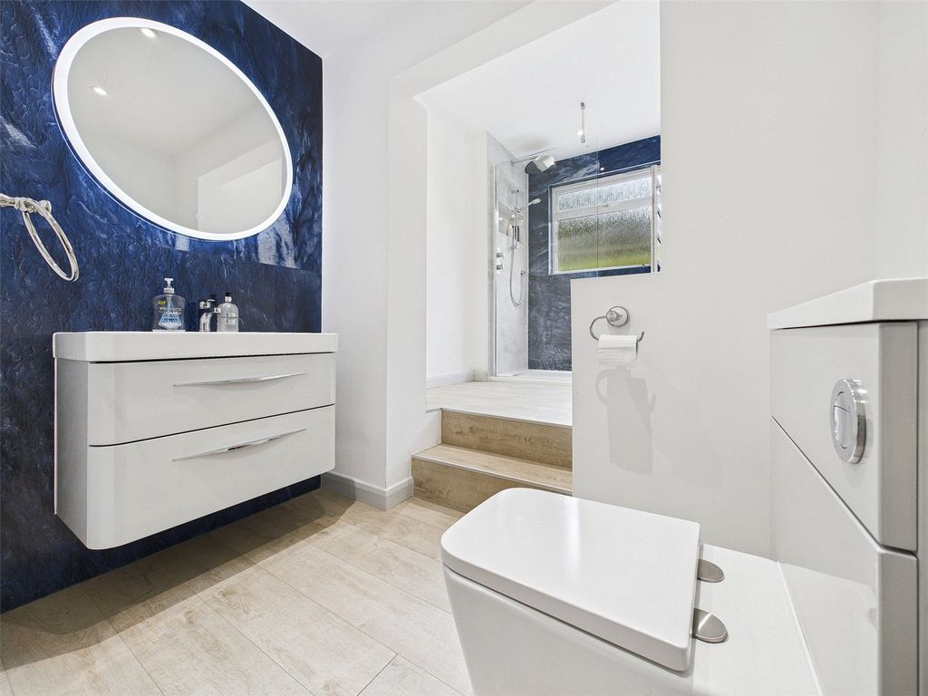 Property photo 3 of 16 Picture No. 01