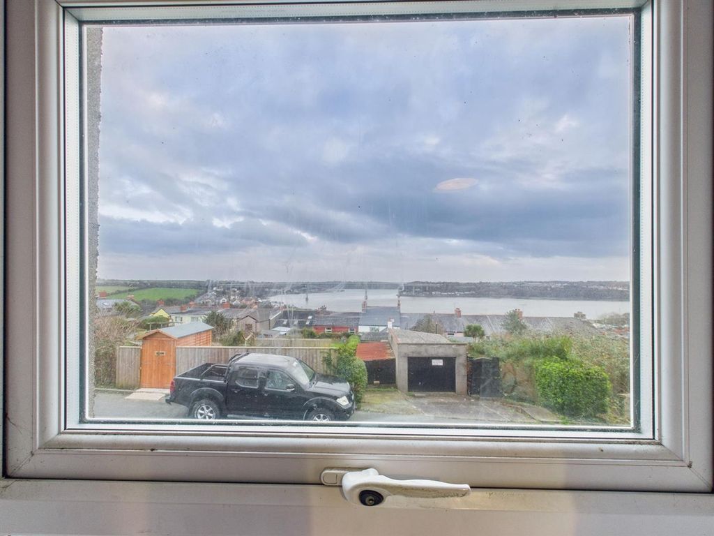 Property photo 2 of 14 Cam05474G0-Pr0045-Still014.Jpg