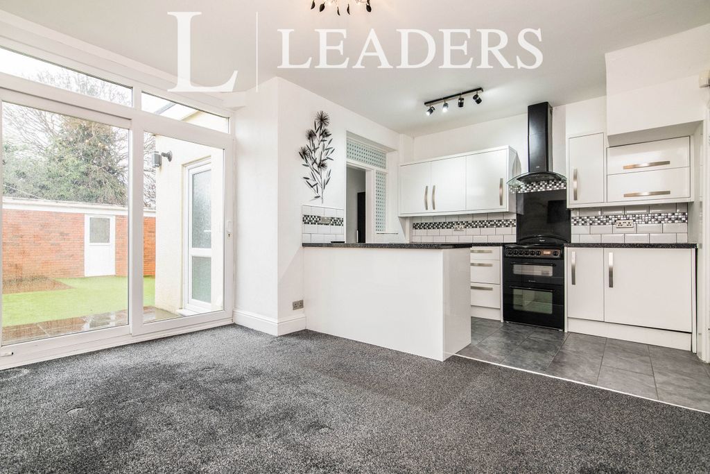 Property photo 1 of 10 Kitchen Diner