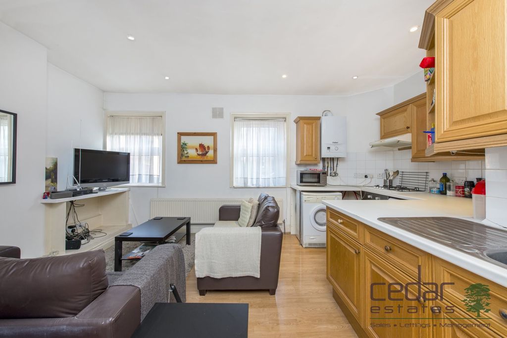 Property photo 2 of 13